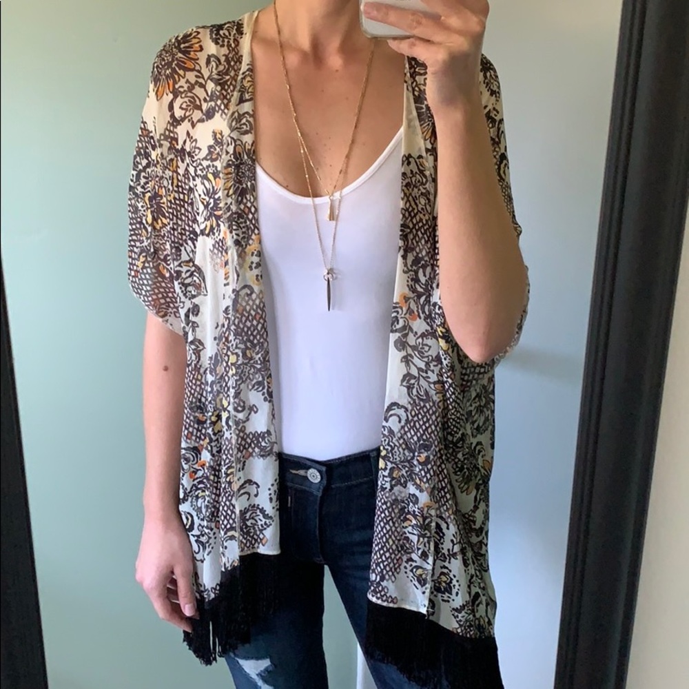 Xhilaration Kimono